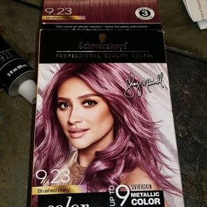 Meet your Posher, Bobbie